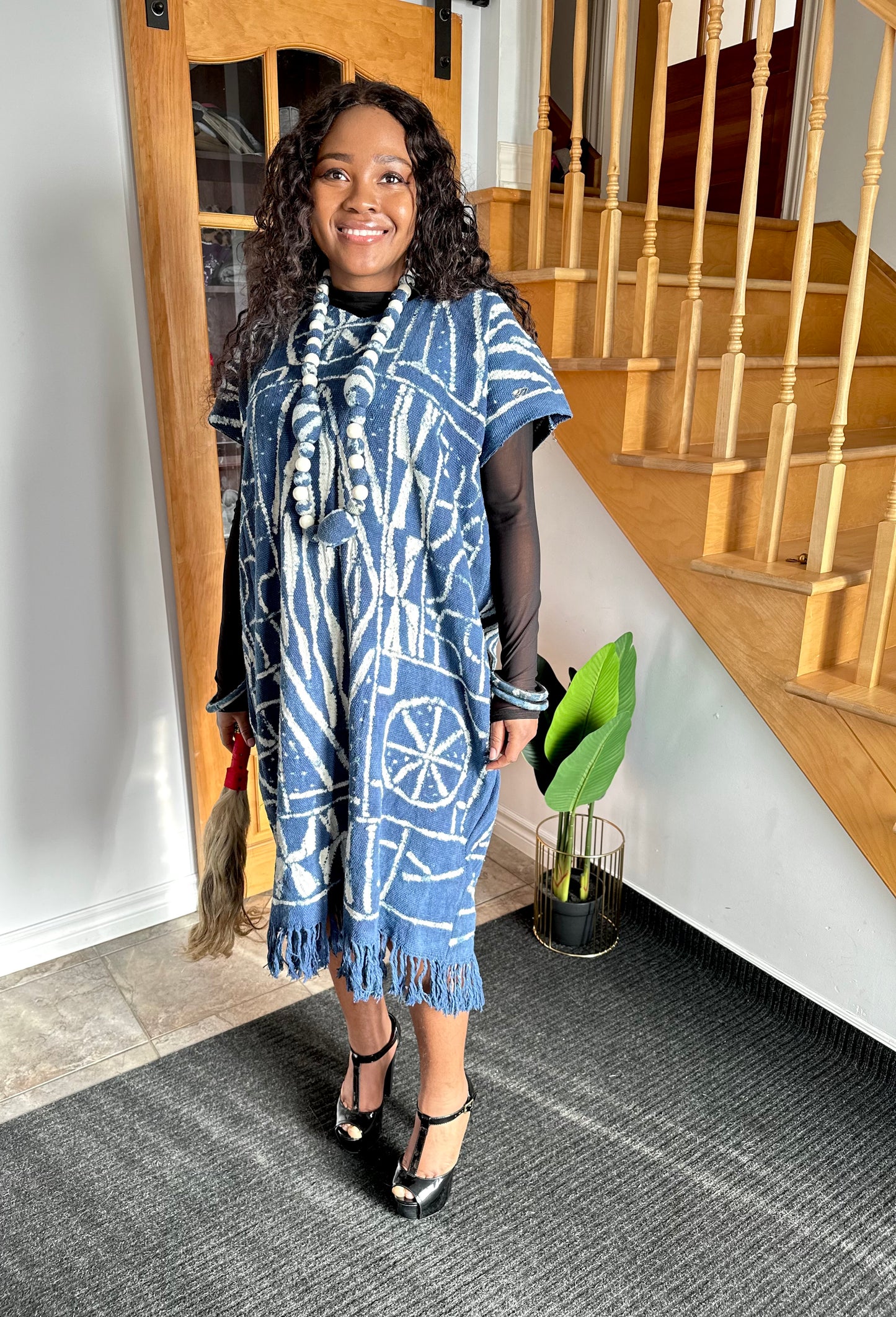 Boubou Africain en Ndop - Élégance Traditionnelle à Montréal et Partout
