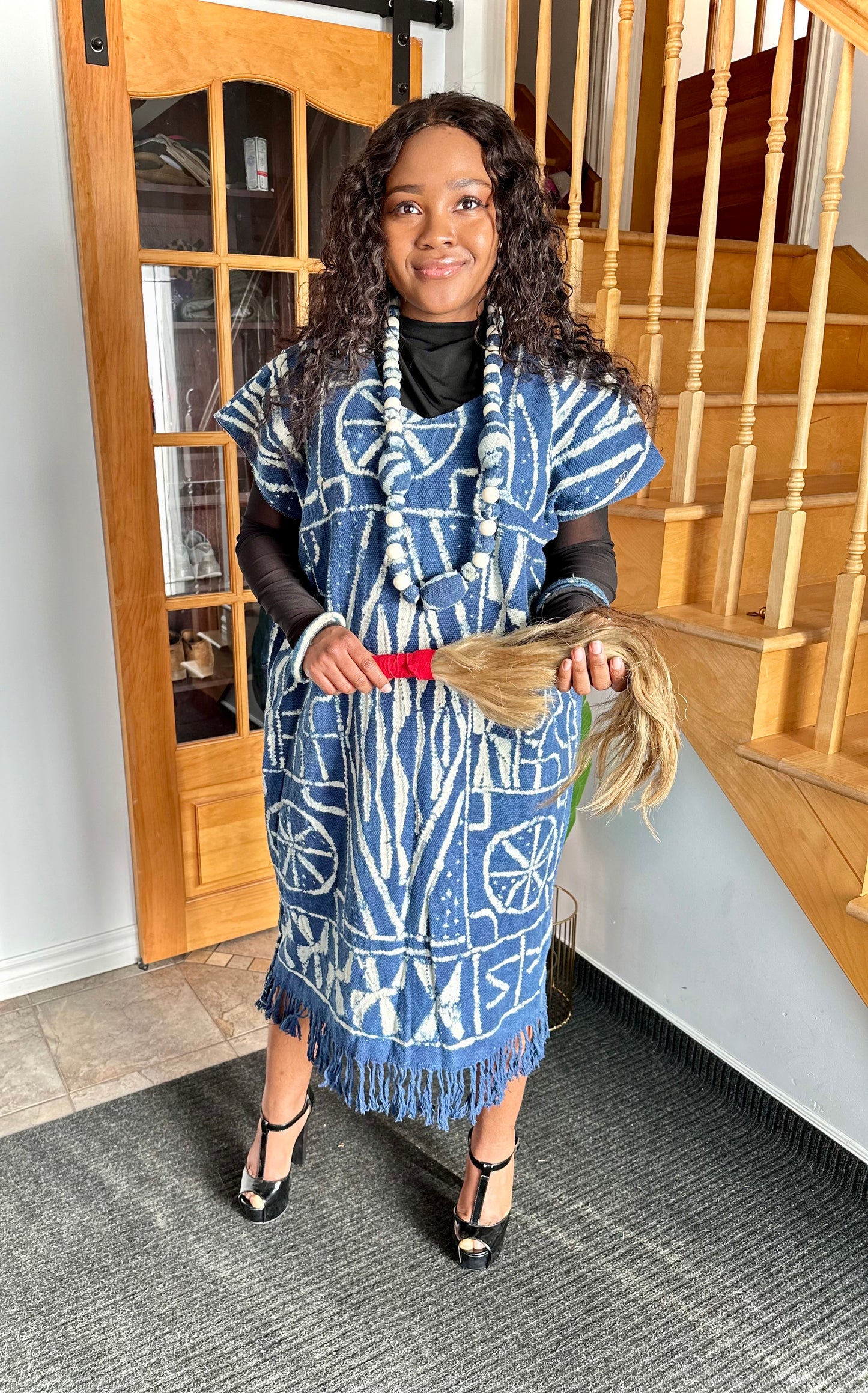 Boubou Africain en Ndop - Élégance Traditionnelle à Montréal et Partout