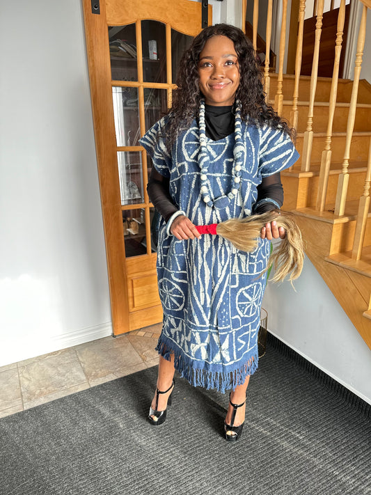 Boubou Africain en Ndop - Élégance Traditionnelle à Montréal et Partout
